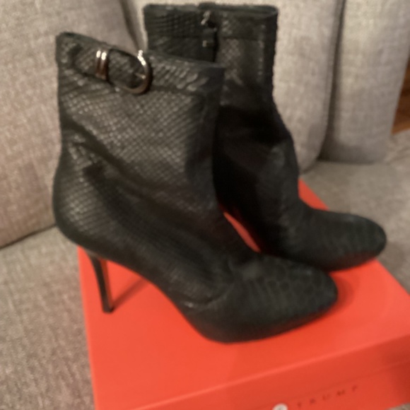 Via Spiga Booties - Picture 4 of 6